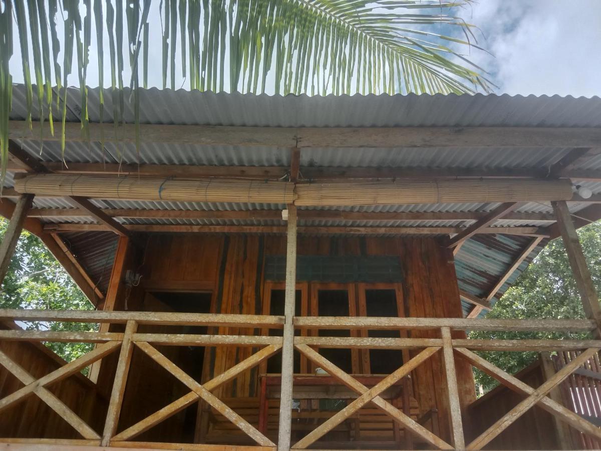 Yohana Cottage Tual Екстериор снимка