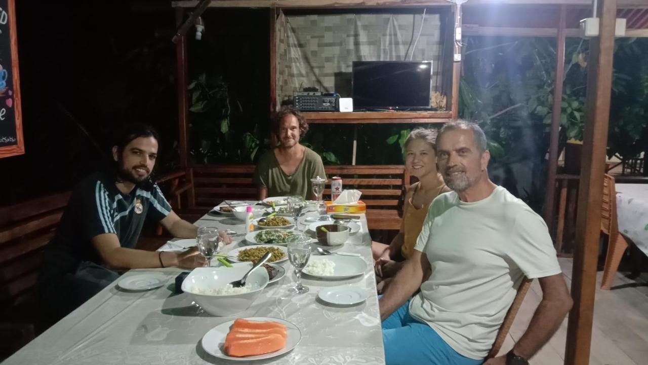 Yohana Cottage Tual Екстериор снимка