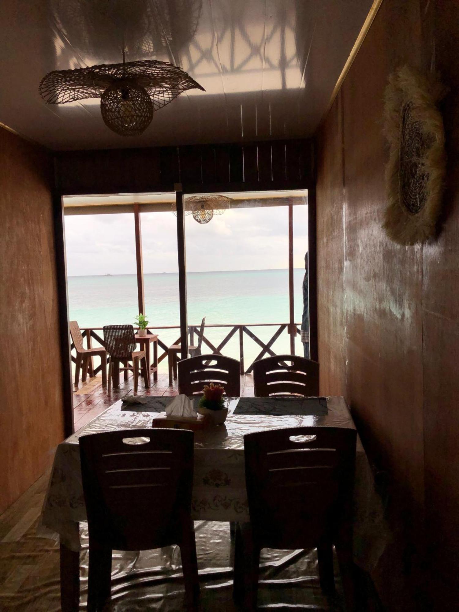 Yohana Cottage Tual Екстериор снимка