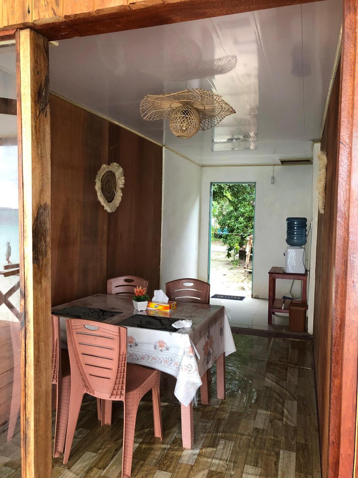 Yohana Cottage Tual Екстериор снимка