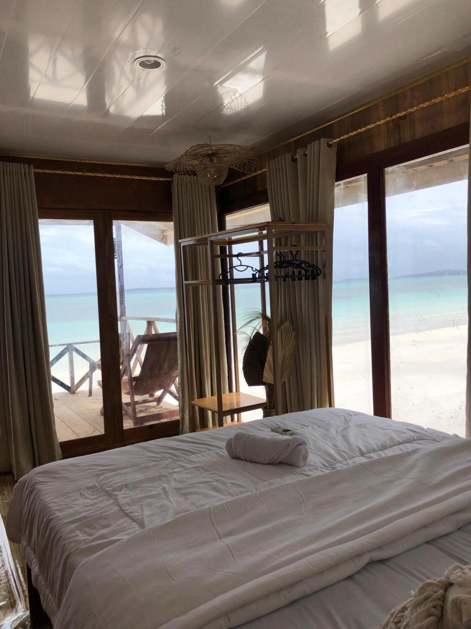 Yohana Cottage Tual Екстериор снимка
