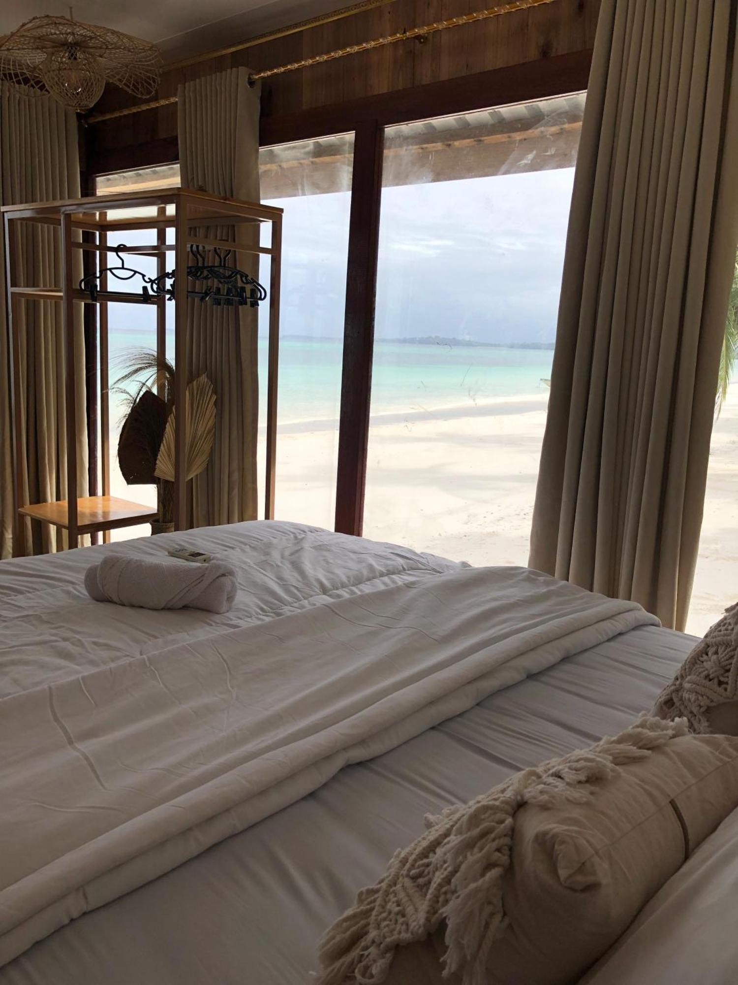 Yohana Cottage Tual Екстериор снимка