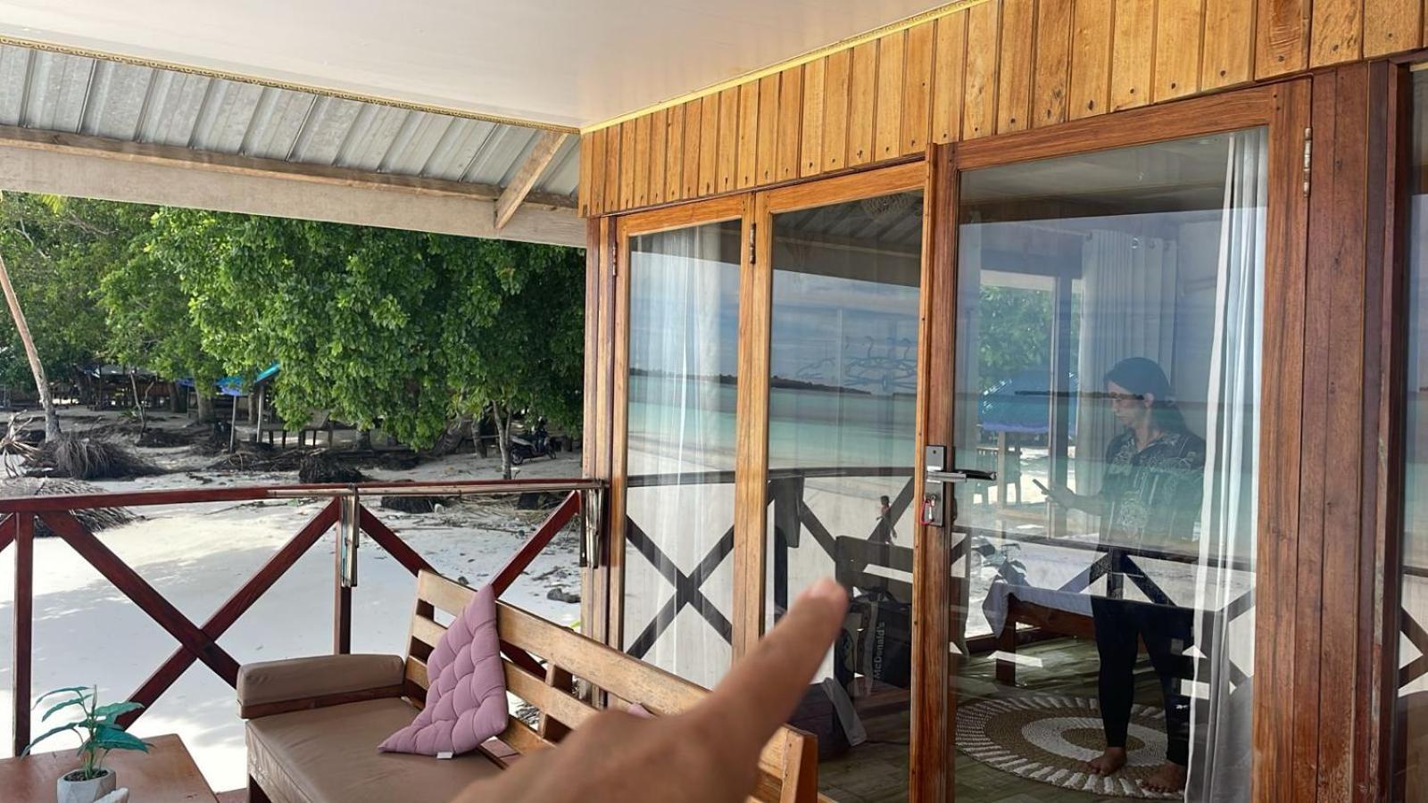Yohana Cottage Tual Екстериор снимка