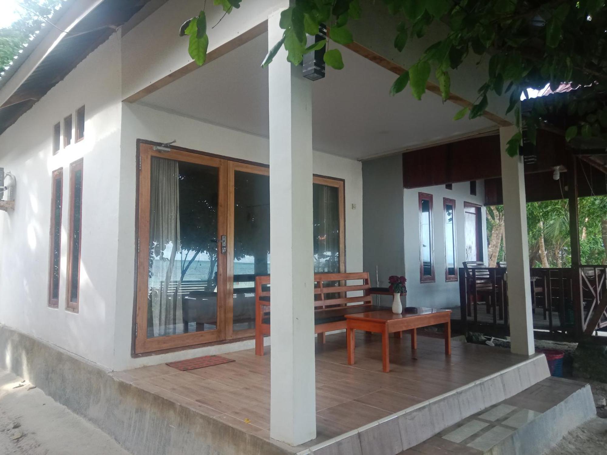 Yohana Cottage Tual Екстериор снимка